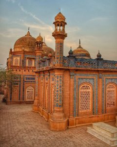 Abbasi Royal Graveyard - Bahawalpur
